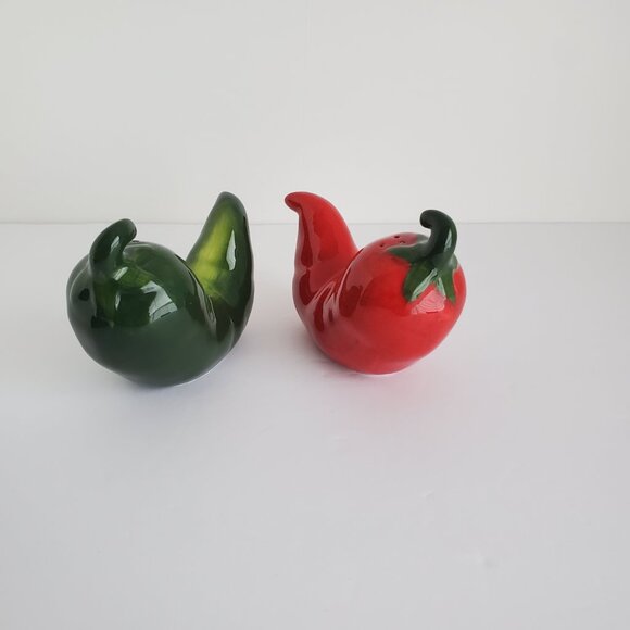 Ceramic Red & Green Chili Peppers Shaped Salt and Pepper Shakers - Picture 2 of 11